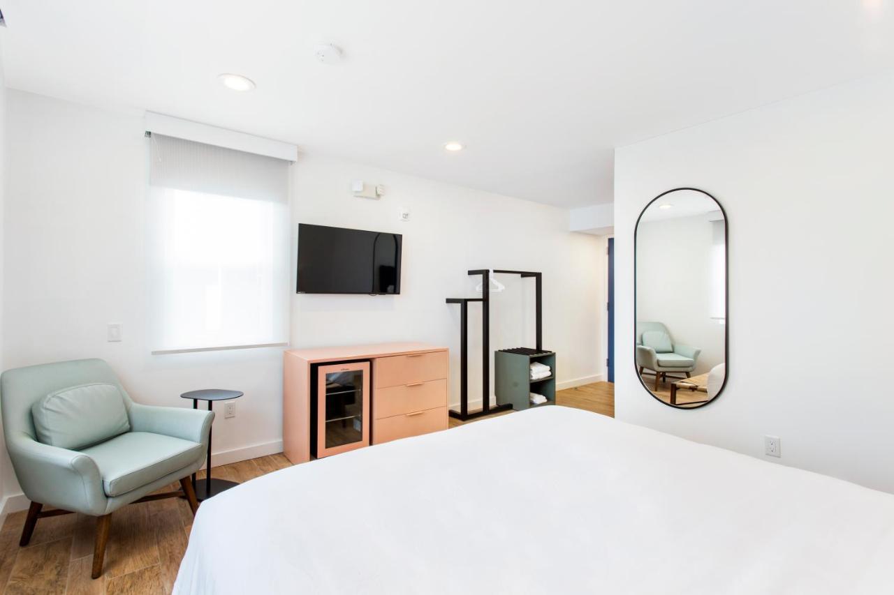 Grove Hotel Cherry Grove Extérieur photo